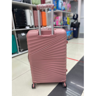 Чемодан 28 дюймов Travel Air розовый из полипропилена
