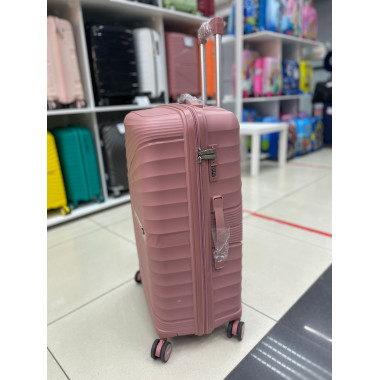 Чемодан 28 дюймов Travel Air розовый из полипропилена